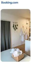 Chambre Sud Doré avec Piscine en saison et SPA en supplément - Image 5