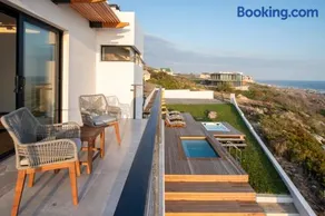 Ontherocksbb Solar Powered Guesthouse And Ocean Lodge - Image 4