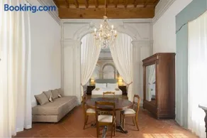 A Divine Vista - Frescoed Chianti Villa with Pool - Image 2