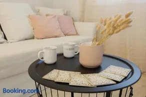 Stylish Modern Maisonette - Image 2