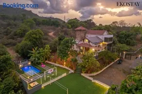 EKOSTAY - Mount Emerald Villa - Image 1