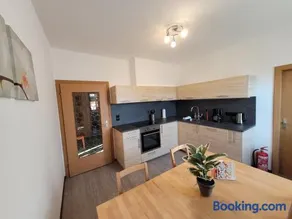 Moderne Ferienwohnung nahe Innsbruck mit Bergblick - Image 3