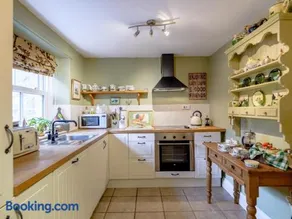 2 Bed in Newcastle Upon Tyne oc-66305 - Image 3