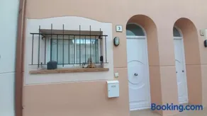 Casa unifamiliar con patio y piscina en L'Estartit- Costa Brava - Image 1