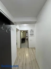 Apartament Moghioros Park Residence - Image 2