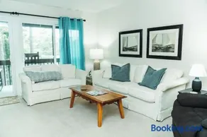 Three Little Pines Condo 2BD 2BA with Seasonal Pool Close to Village and Pinehurst Resort - Image 2