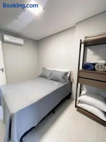 Refúgio Perfeito no Boqueirão: Apartamento Moderno a 100m da Praia com Sacada Gourmet e Piscina! - Image 4