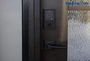 Comfortable Willow Glen Home w Central AC&Heater - Image 3