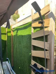 Cabane insolite avec jacuzzi privatif - Image 2