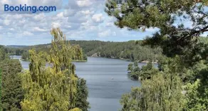 New Elegant Retreat Top Lake Sea View near Sthlm C - Image 3
