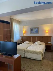 Diva Hotel - Image 1