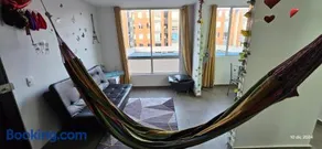Apartamento con parqueadero y piscina - Image 4