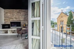 Apartamento cerca de la MEZQUITA DE CORDOBA & FREE PRIVATE PARKING - Image 4