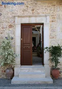 Traditional House under Kazarma Fortress in Sitia - Image 5
