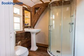 Taper House - Cosy Medieval Cottage - Image 5
