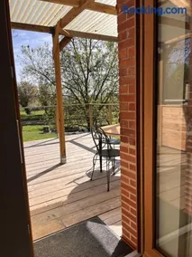 Studio indépendant au calme avec terrasse - Image 1