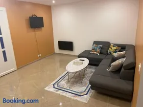 Appartement T3 dans une villa au calme - Image 1