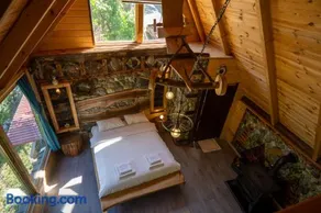 AyDeR CuNeLi BUnGaLoV - Image 3