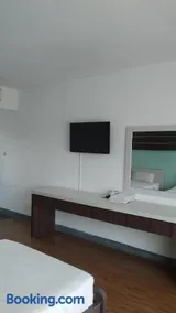 PUNCAK VILLAGE HOTEL & KAMPUNG MAIN ANAK - Image 2