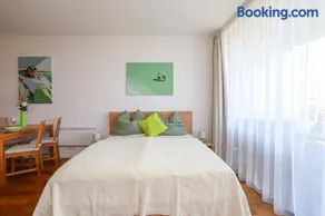 BL lakeview Apartman - Image 2