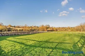 6 Bed in Chipping Campden oc-h34138 - Image 4