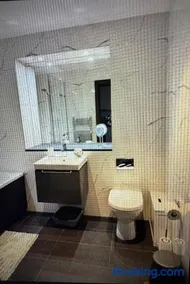 Lovely and comfortable flat in Chelsea. - Image 4