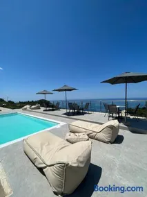 MELIKIRON LUXURY APARTMENTS - Image 2
