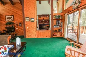 Summit Adventure - Walk to Snow Summit, Game Room, Pool Table, BBQ - Image 4