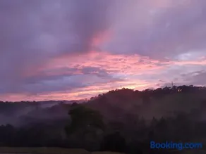 Chalés Mil Mudas da Mantiqueira - Hidro dupla, lareira interna e vista espetacular - Image 3
