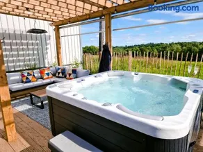 Lorraine's Loft - Image 1