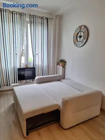 BEAUTIFUL apartment , beach 3 min walk , free parking, near Negresco - Image 1