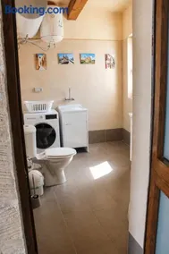 Charming Family Room with Pool in Marsaxlokk - Image 2