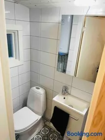 Trevligt minihus mitt i centrum Välkommen till 14b 15m3 - Image 5