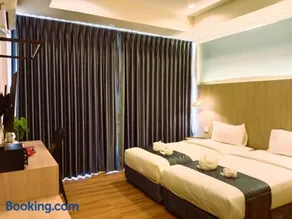 Eastique Hotel Koh Chang - Image 3