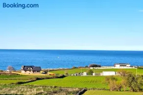 Apartamento Playa con Terraza & Vistas al Mar - Image 5