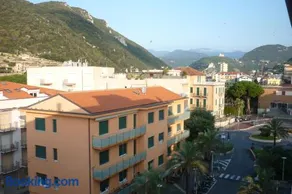 Finalmarina - Image 2