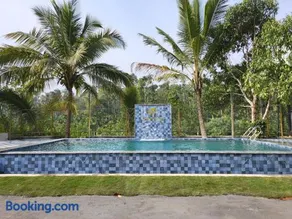 Rainy Cloud Homestay Pvt Cottages, Rooms, -Pool, Estate, Near to Falls & Safari - Image 1