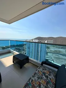 Apartamento con vista al mar y a la montaña en Santa Marta - Image 2