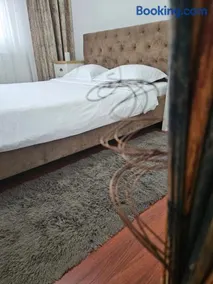 Iosia Premium Apartment - Image 1