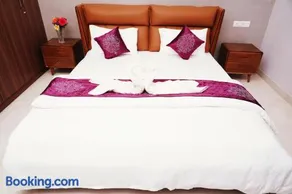 UNNATHI SUITES - Image 2