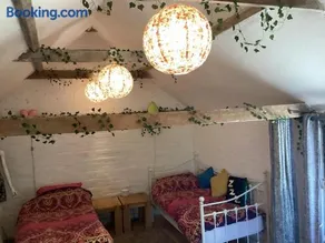 The Eclectic Coach House - Image 4