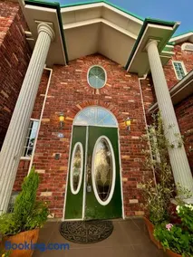 golden path villa - Image 2