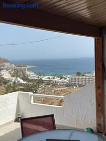 Exclusive Flat with Panoramic Terrace & Ocean View - Image 2