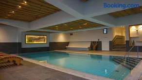 Familienorientiertes wunderschönes Studio mit Sauna und Pool | Skifahren in der Nähe - Image 3