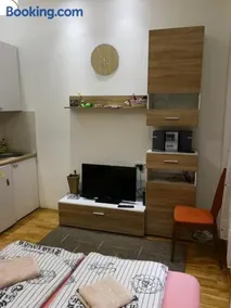 Imperia Apartments - Image 4