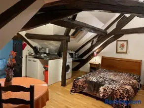 5 Mins to ZOOTHOIRY STUDIO LUMINEUX - Image 3