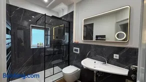 Stilvoll wohnen im modernen Altbau - Zentrale Lage - Image 1