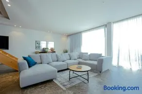 luxury villa beach front in olea residence - Image 3
