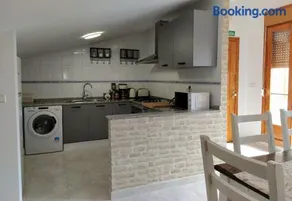 ÁTICO GUADALEST rooftop apartment with beautiful views and art - Image 4