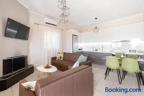 Dioni's Apartments - Image 2